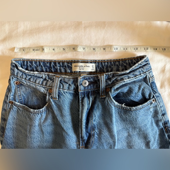 Abercrombie & Fitch The Loose High Rise Women’s Size 4 Regular Length - Picture 3 of 7